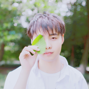 外国男人看到女生裸体
